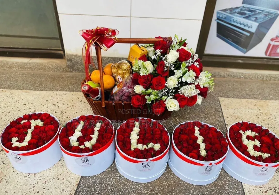 Fruit Basket/Bouquet, Kabbo Ka Muwala