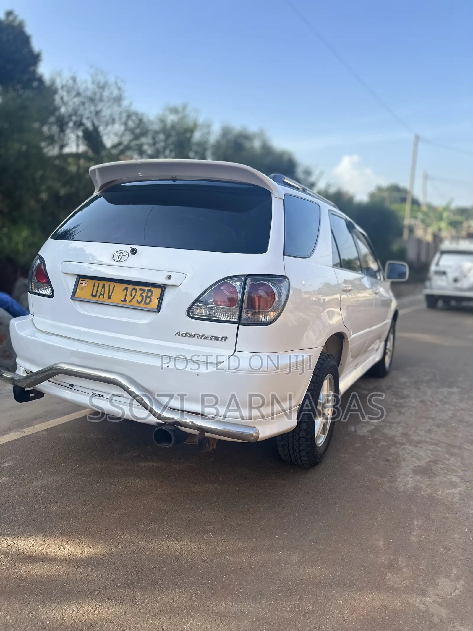 Toyota Harrier 1999 White