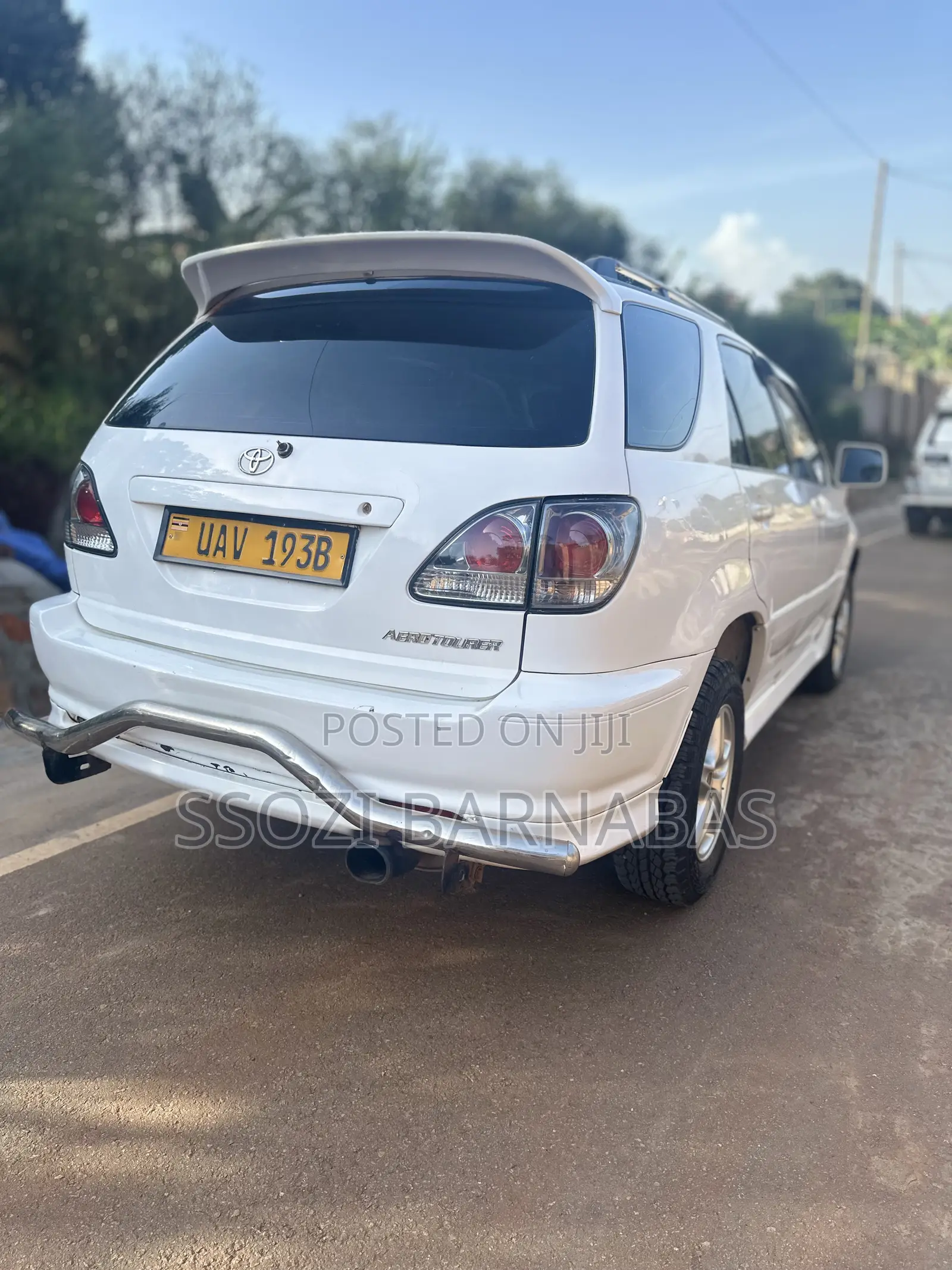 Toyota Harrier 1999 White