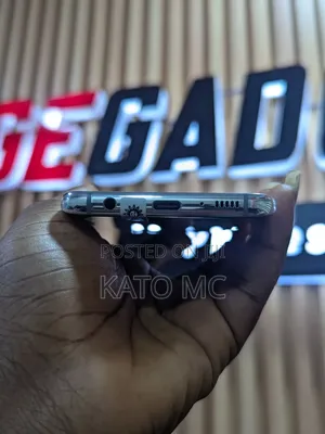 Samsung Galaxy S10 128 GB Blue