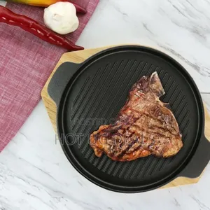 10" Round Cast Iron Grill Skillet With Handles Wooden Base