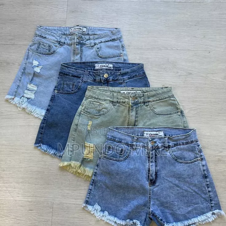 Jean Shorts With Good Quite