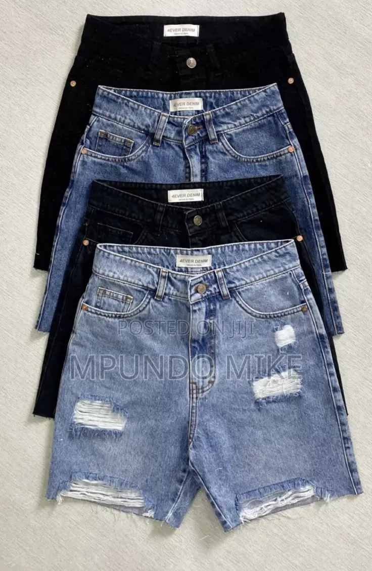 Jean Shorts With Good Quite