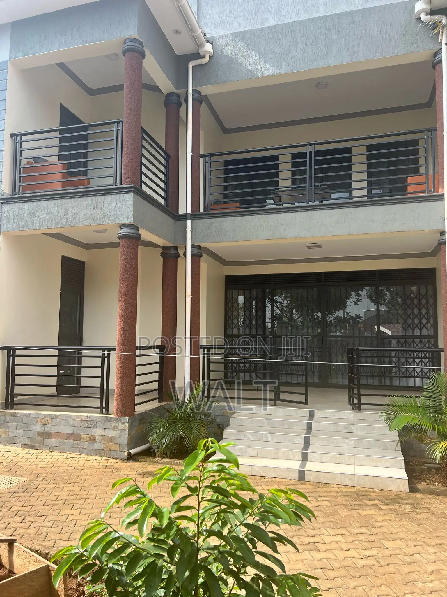 Furnished 9bdrm Mansion in Mbalwa, Central Division for rent