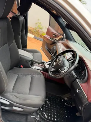 Toyota Harrier 2016 Silver