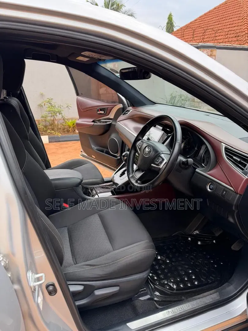 Toyota Harrier 2016 Silver