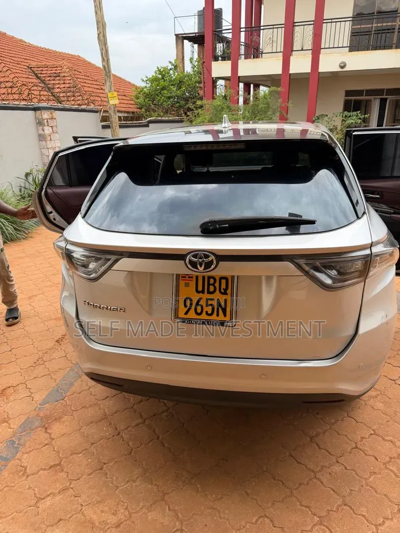 Toyota Harrier 2016 Silver