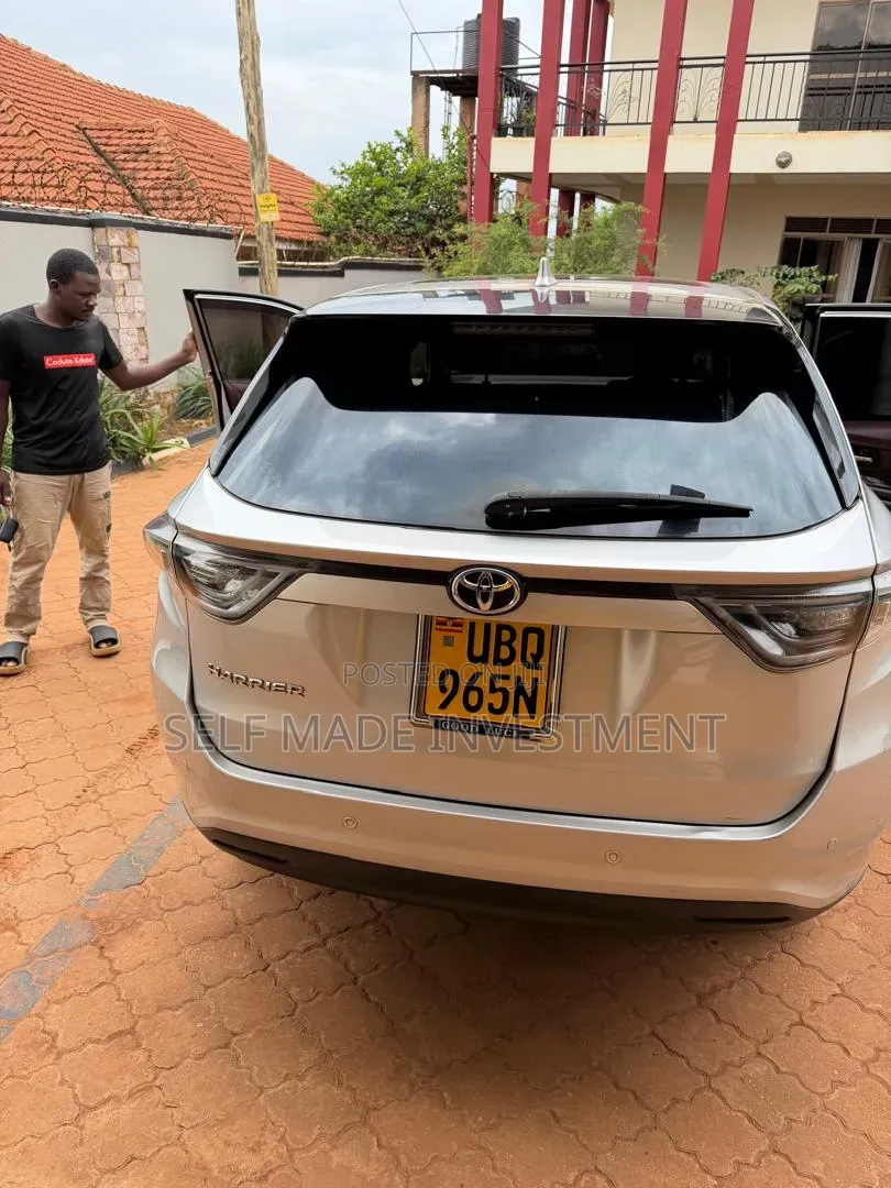 Toyota Harrier 2016 Silver