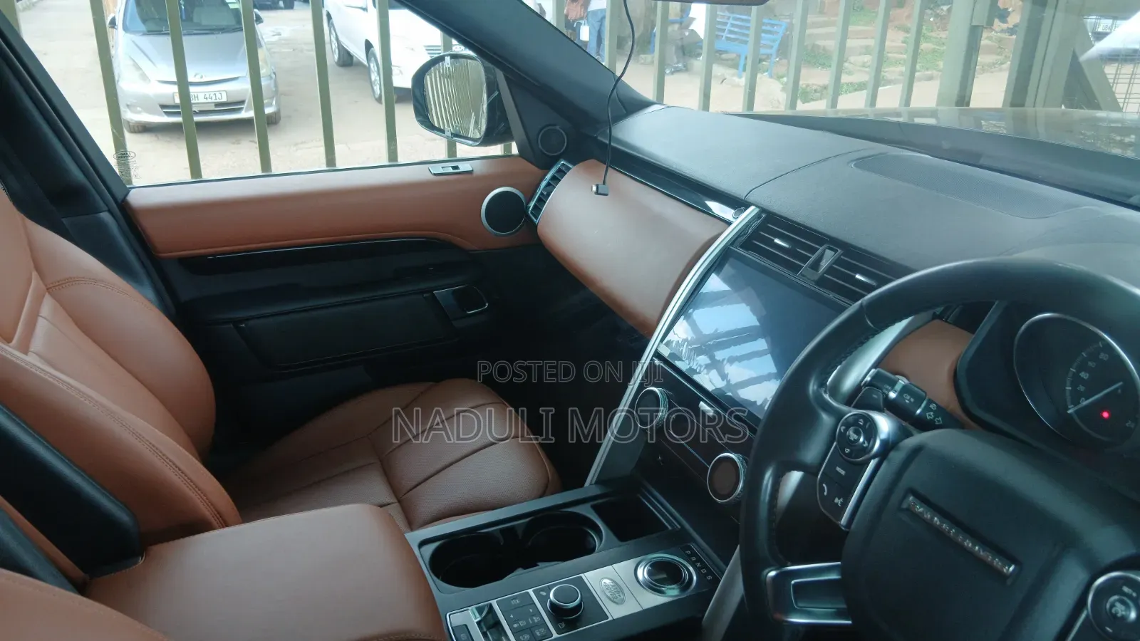 Land Rover Discovery 2018 Black
