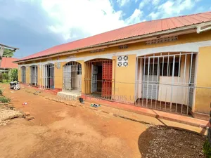 6bdrm Apartment in Central Division for sale