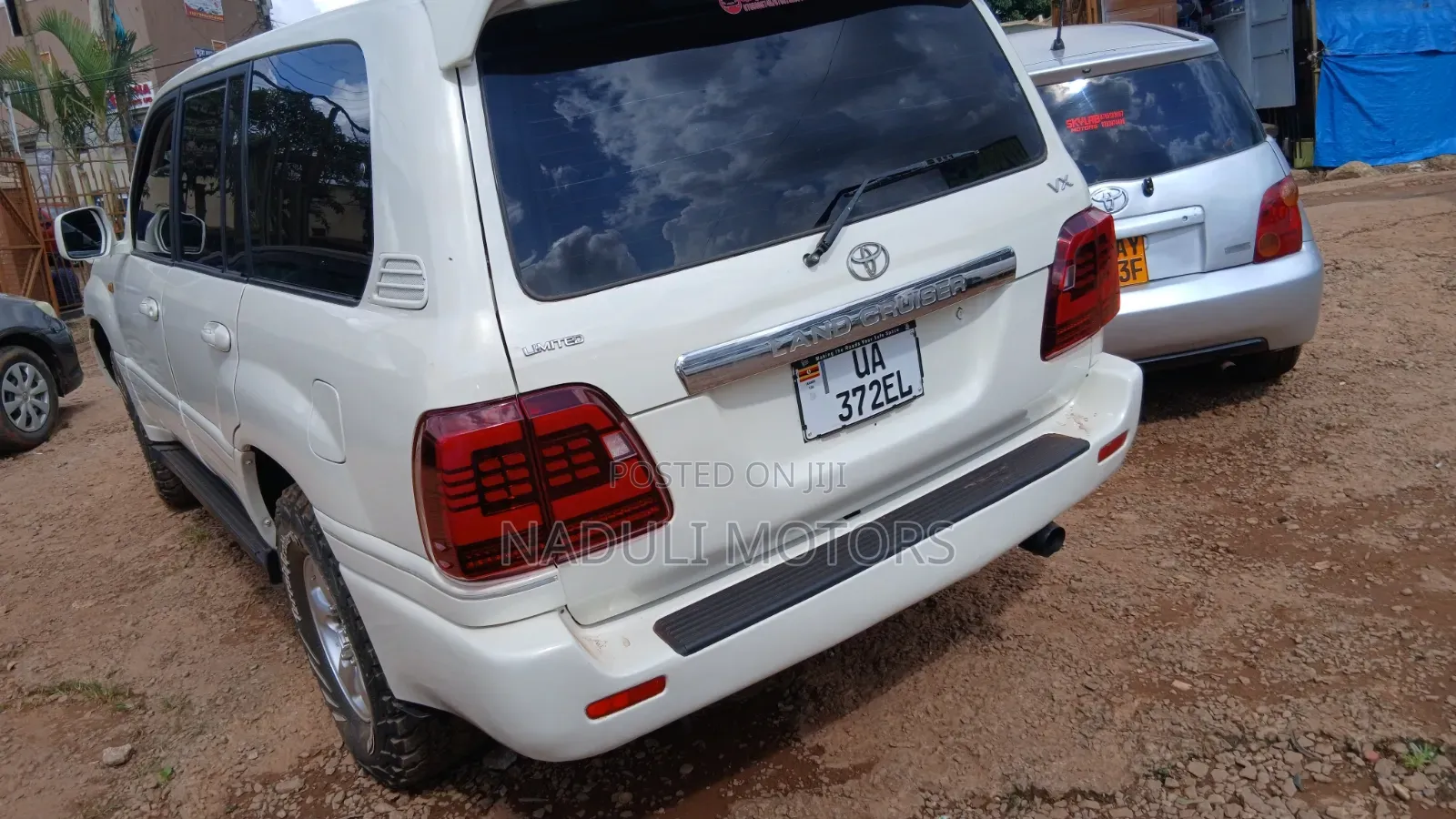 Toyota Land Cruiser 2006 White