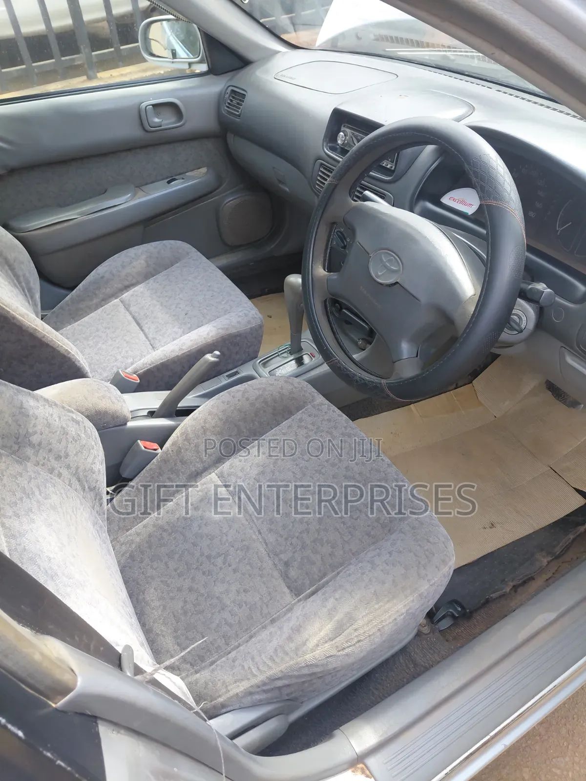 Toyota Corolla 2000 Silver