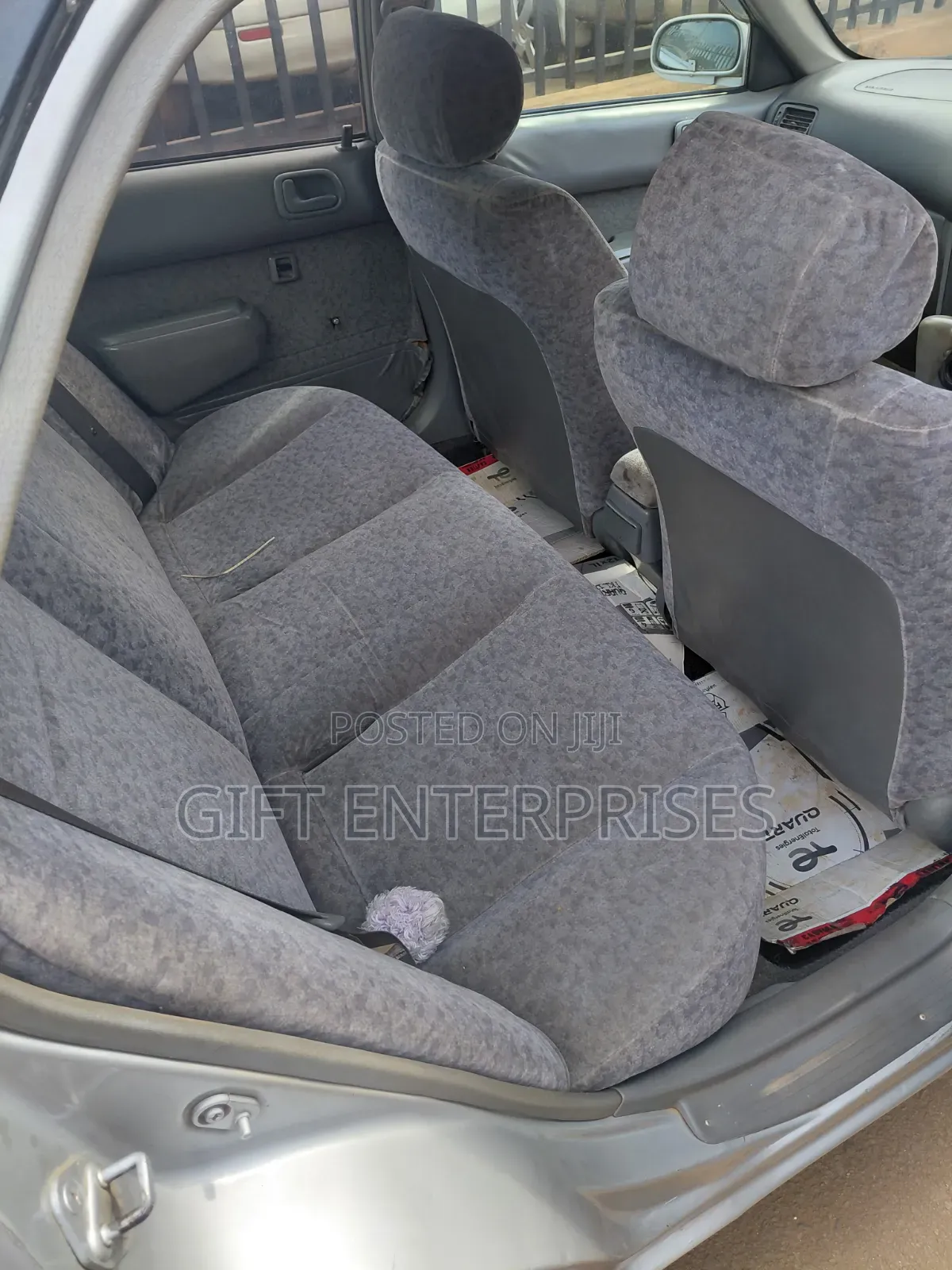 Toyota Corolla 2000 Silver