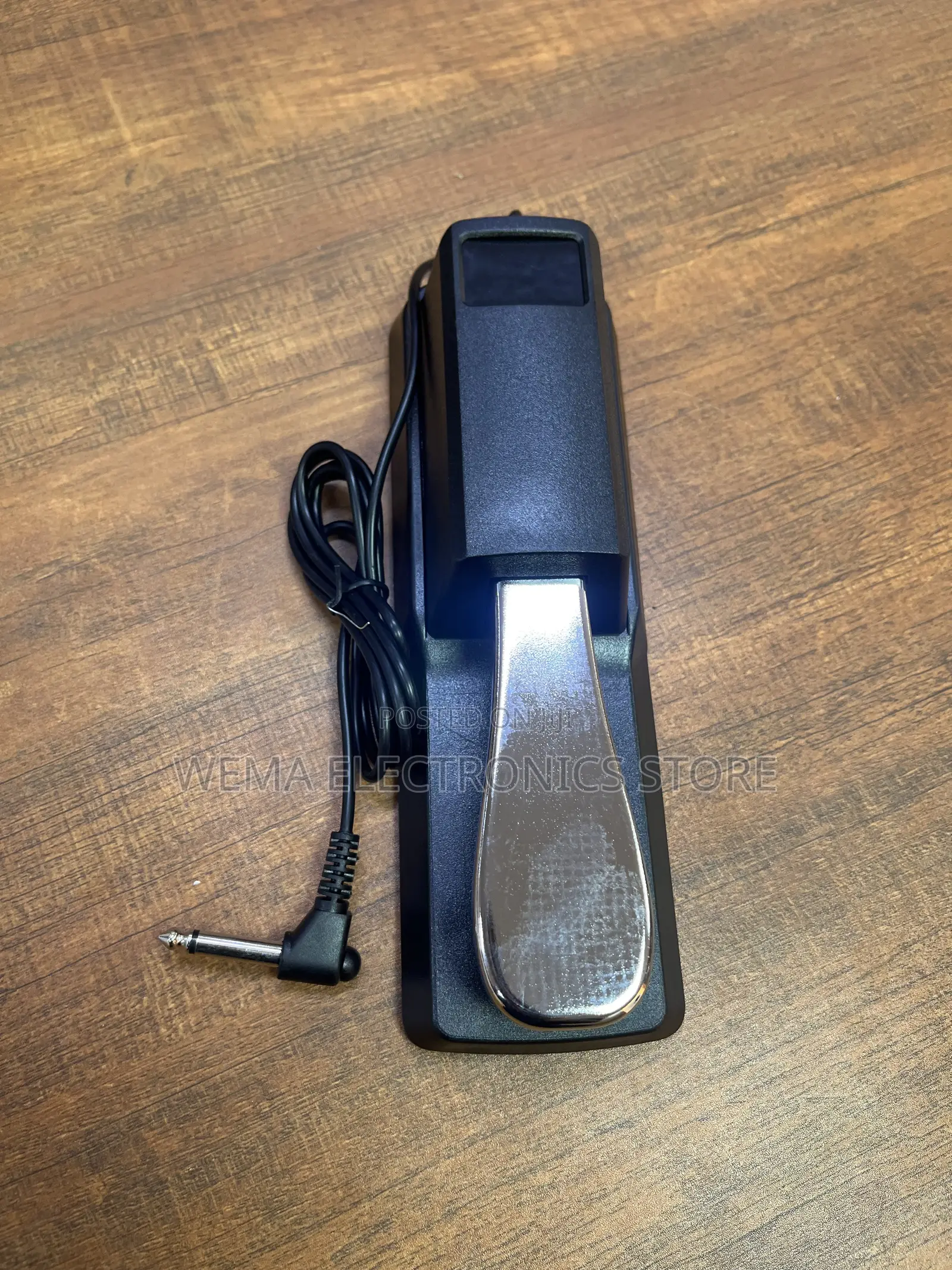 Sustain Pedal L