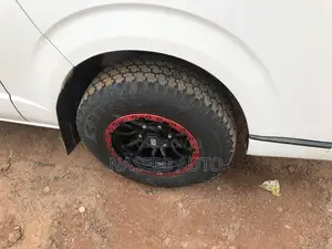 Toyota HiAce 2012 White