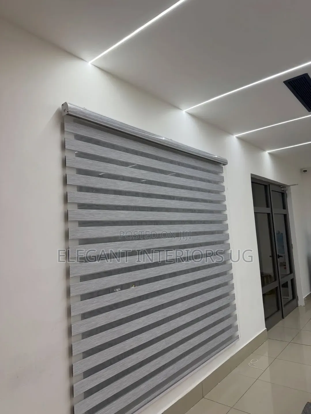 Fancy Roller Window Blinds at Fair Price