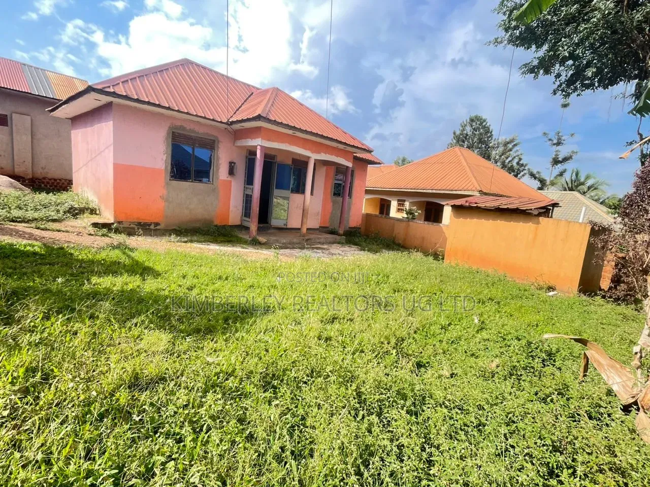 2bdrm House in Central Division for sale