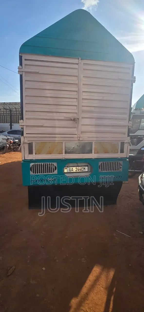 Fuso Fighter Single Cabin