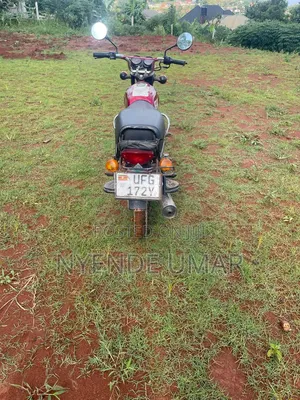 Bajaj Boxer 2023 Red