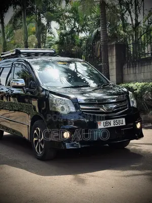 Toyota Noah 2011 Black