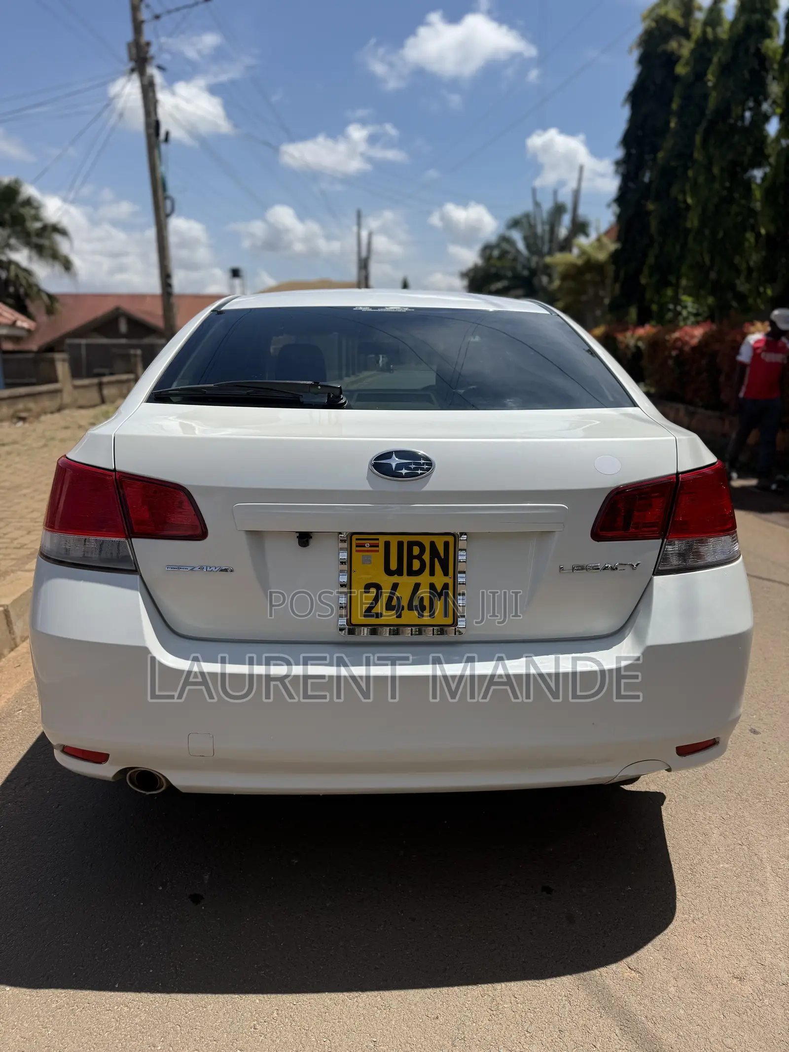 Subaru Legacy 2011 White