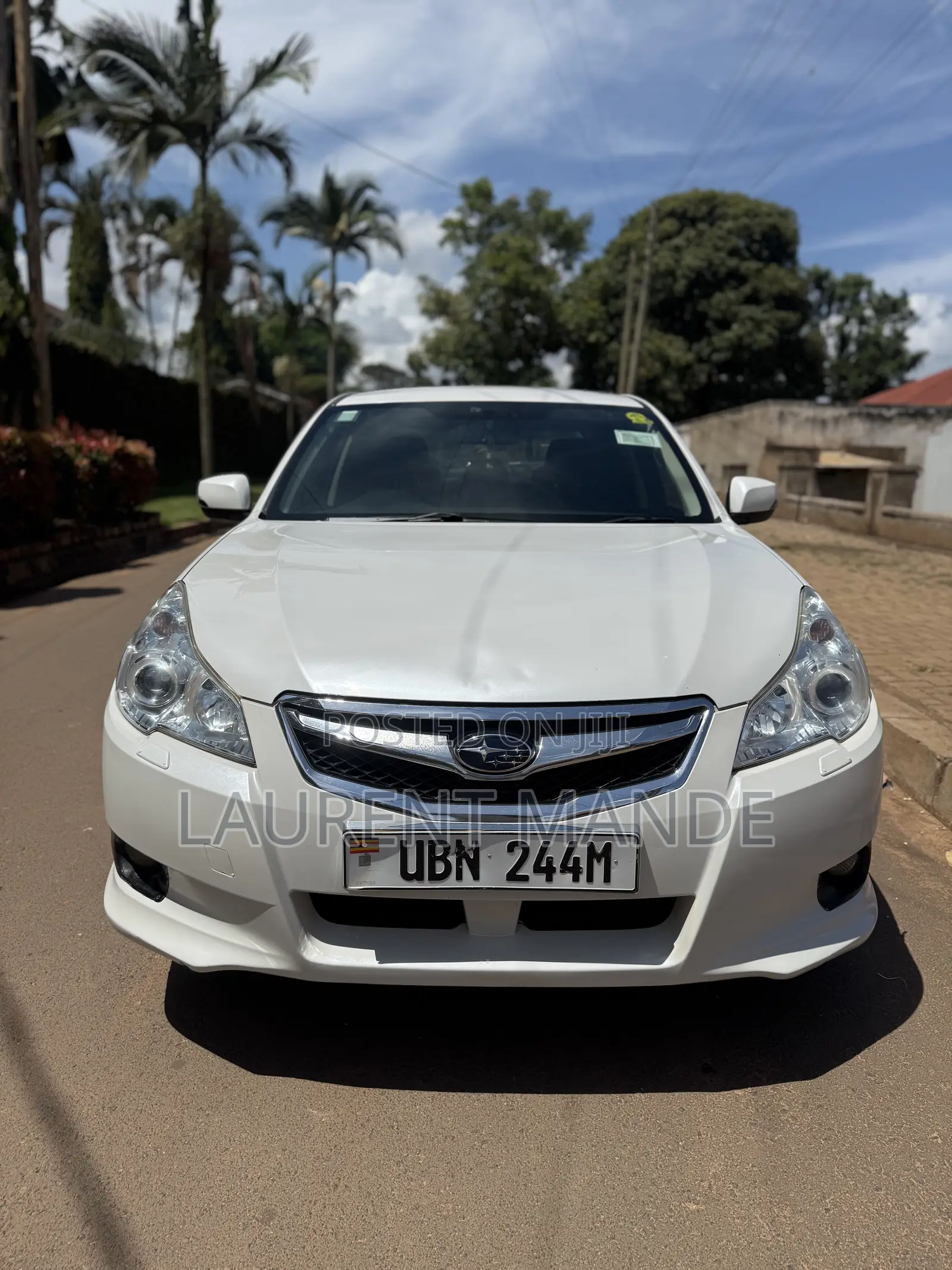Subaru Legacy 2011 White