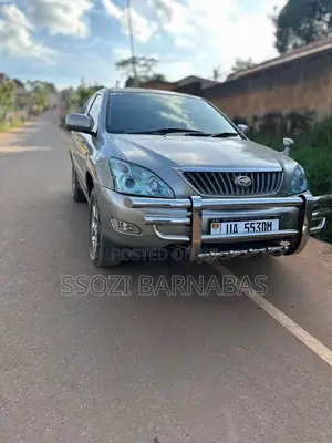 Toyota Harrier 2009 Silver