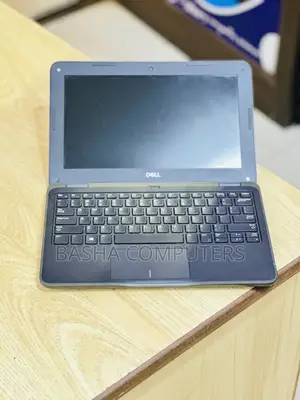 New Laptop Dell 4GB Intel Core i5 SSD 128GB