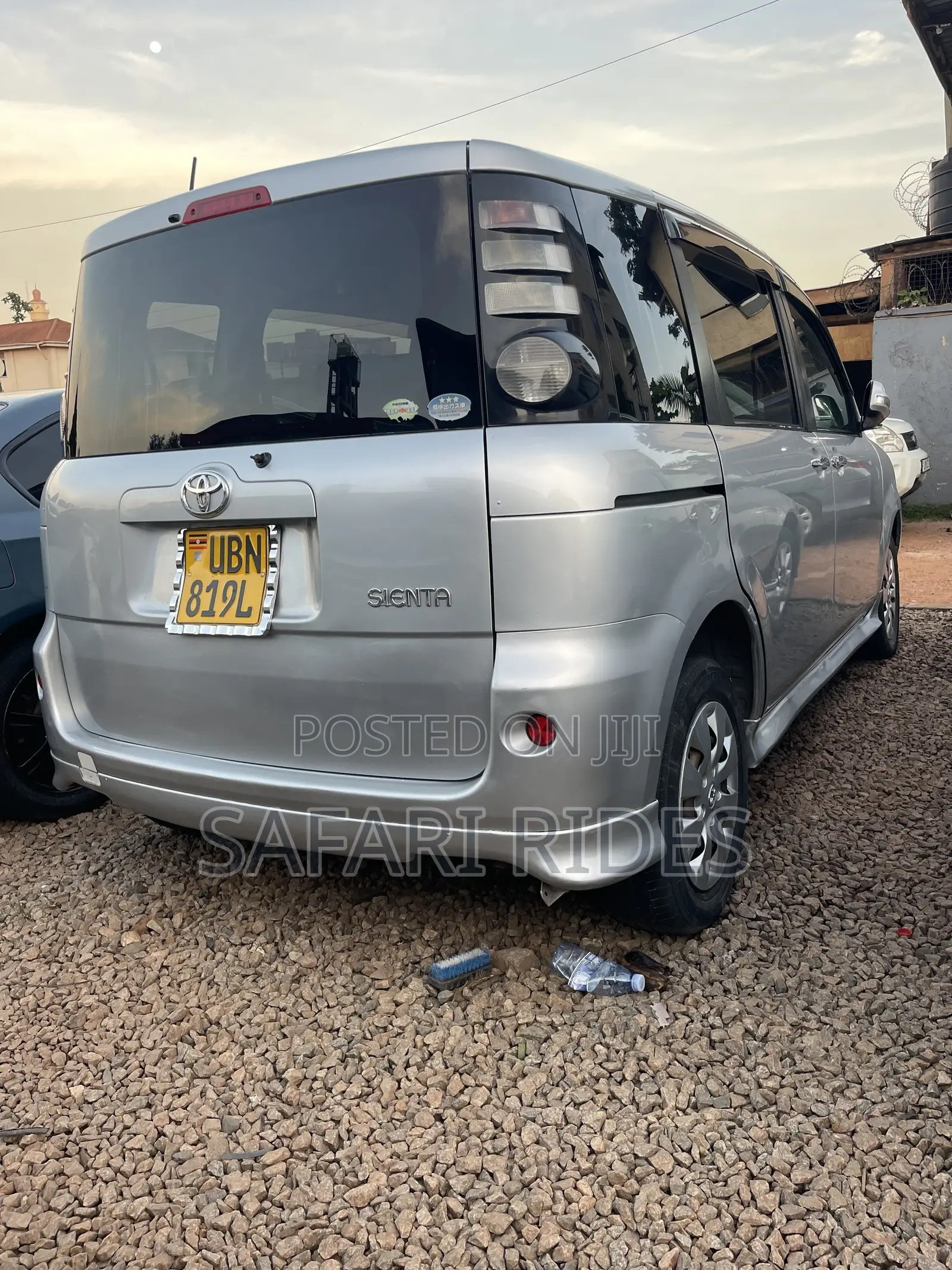 Toyota Sienta 2008 Black