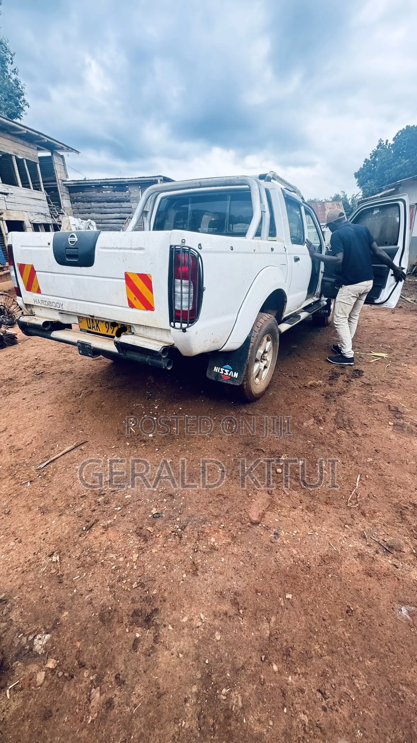 Nissan Hardbody 2000i 2006 White
