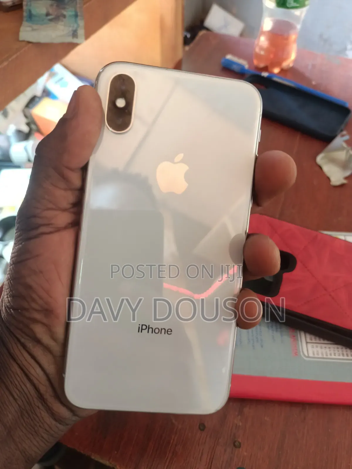 Apple iPhone X 64 GB White