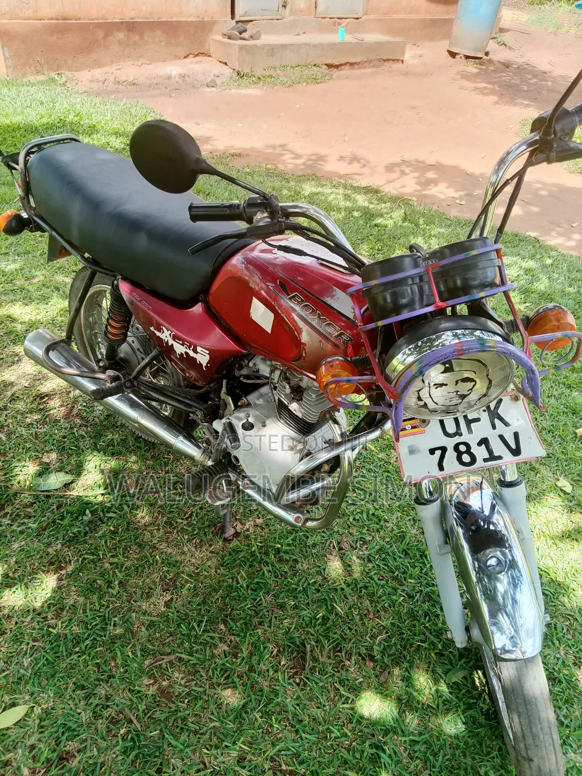 Bajaj Boxer 2021 Red