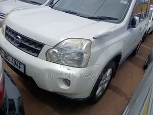 Nissan X-Trail 2010 White