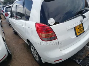 Toyota Corolla Spacio 2005 White