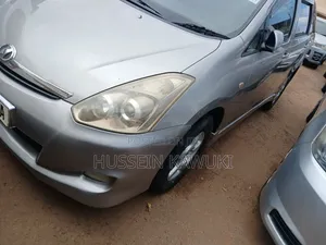 Toyota Wish 2007 Silver