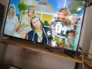 Flat Screen Viyom 32 Inches