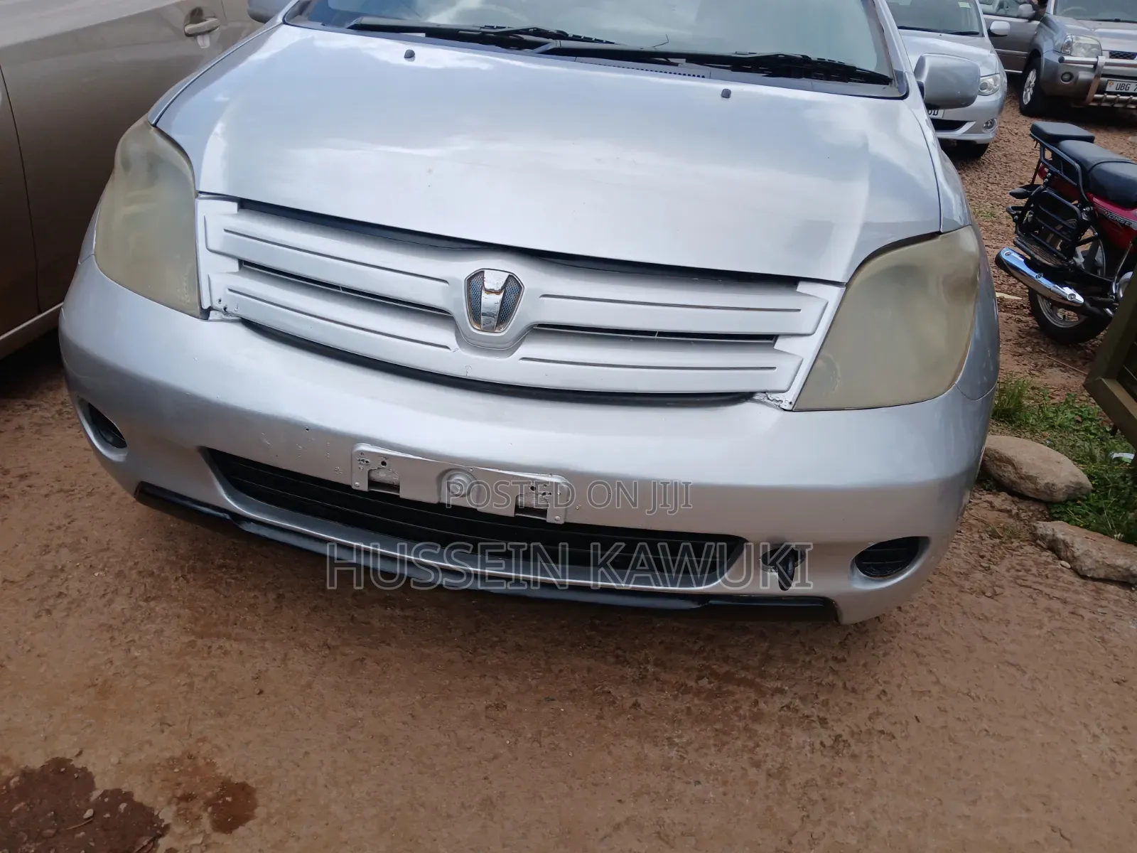 Toyota IST 2005 Silver