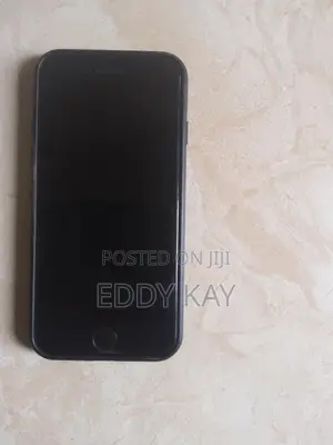 Apple iPhone 8 64 GB Black
