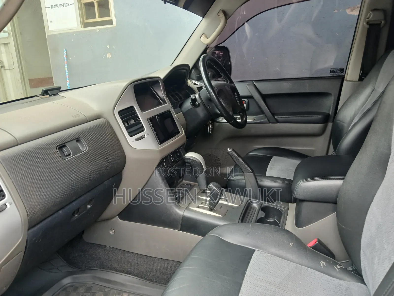 Mitsubishi Pajero 1999 Silver