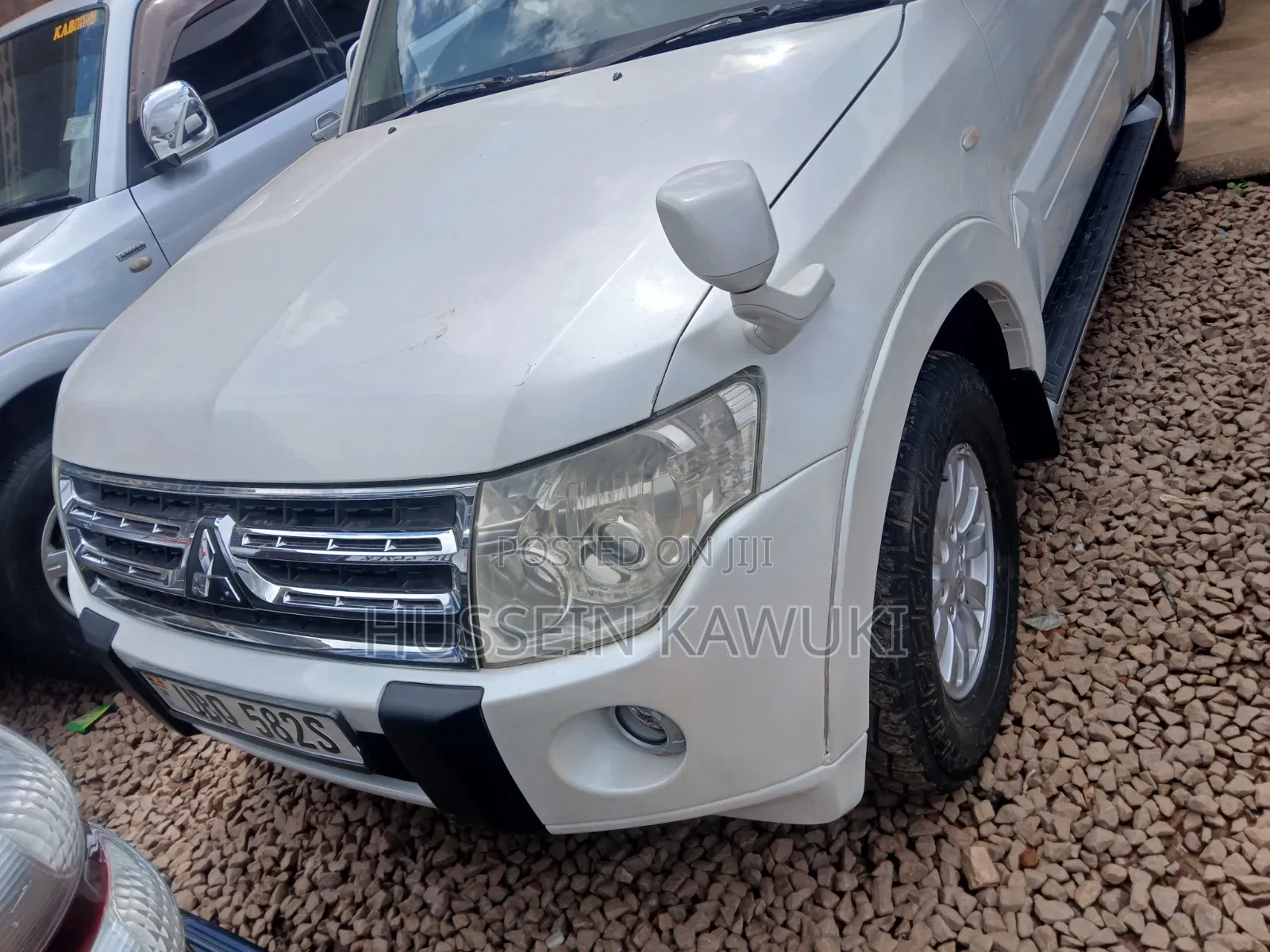 Mitsubishi Pajero 2009 White