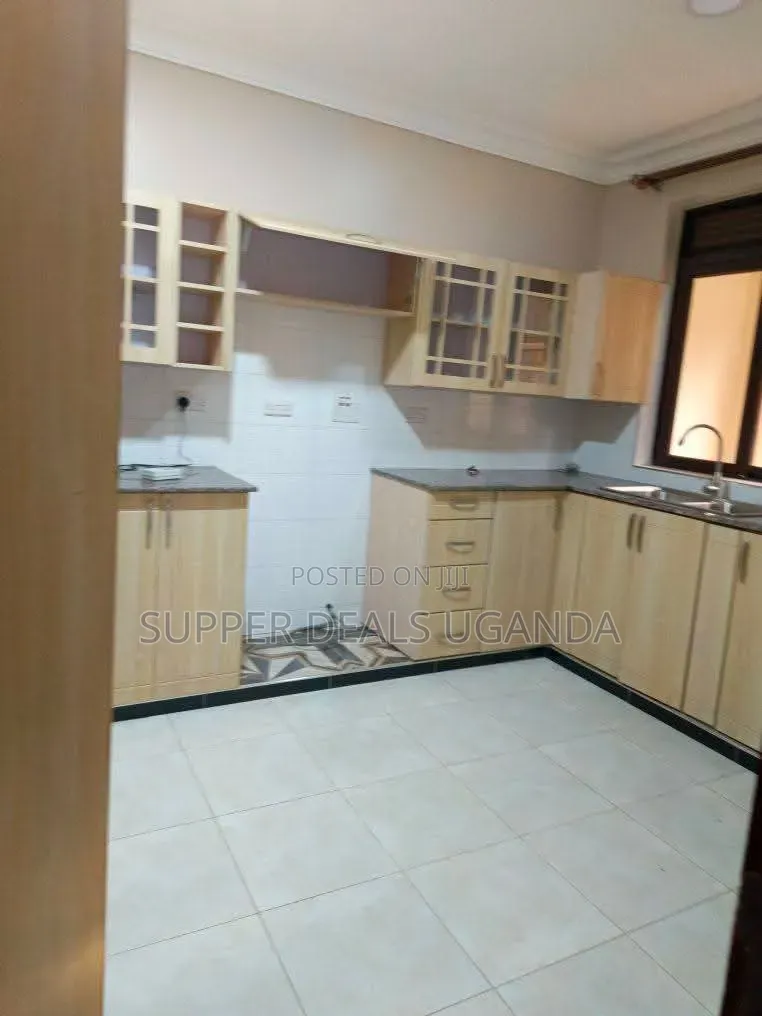 3bdrm Apartment in Kisaasi, Nakawa for rent