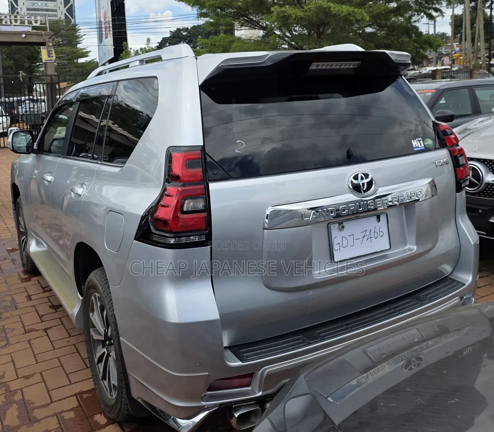 Toyota Land Cruiser Prado 2.8 2019 Silver