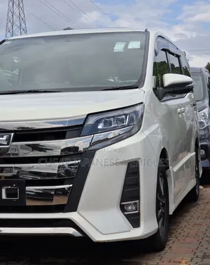 Toyota Noah 2.0 FWD (8 Seater) 2018 White