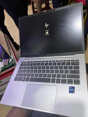 Laptop HP EliteBook 840 G9 16GB Intel Core i7 SSD 512GB