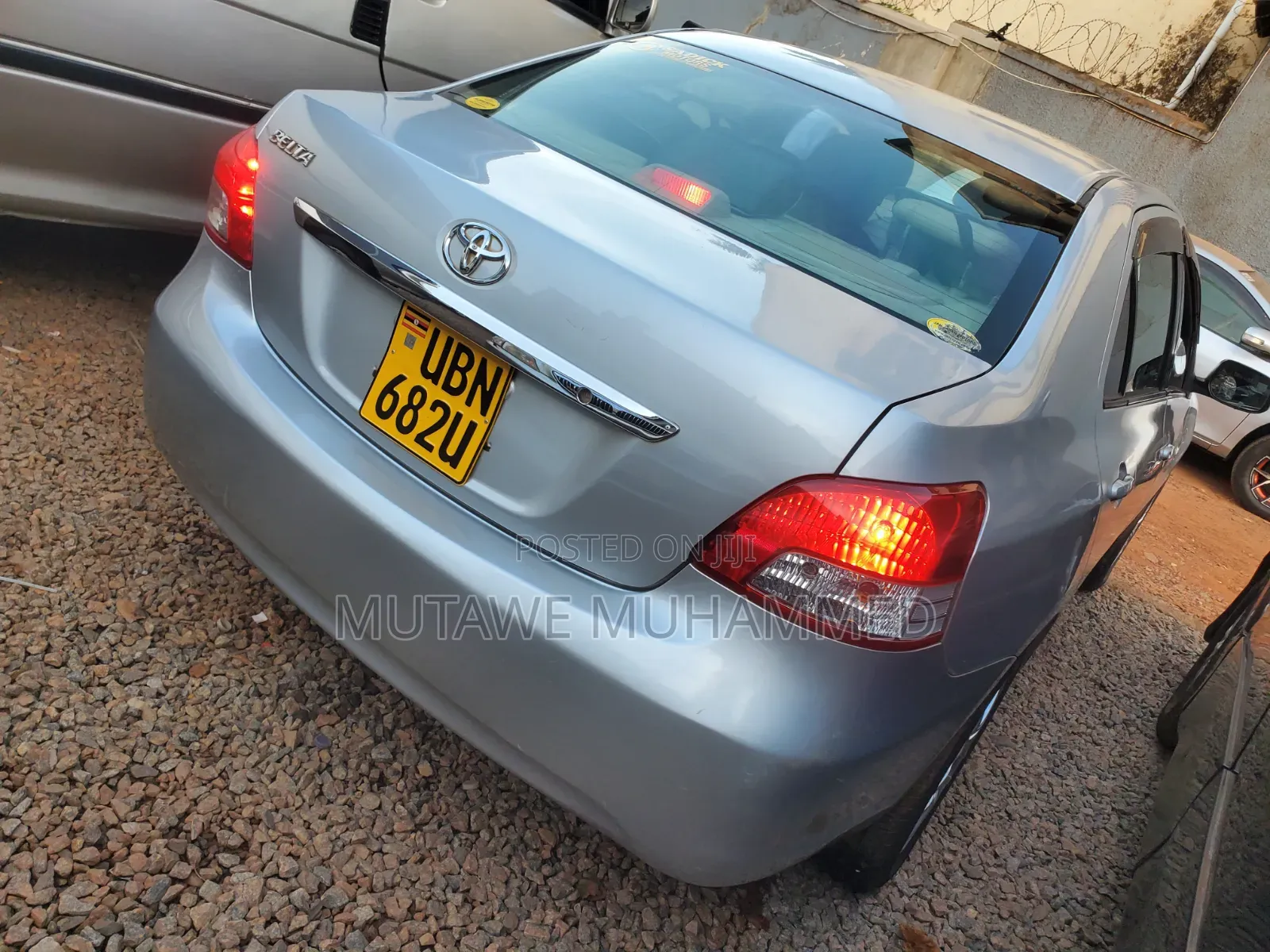 Toyota Belta 2010 Silver