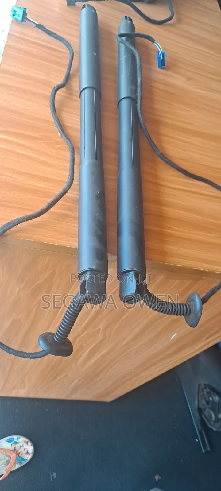 Electronic Boot Struts/Shocks for Gle Coupe W292