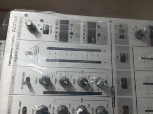 Behringer Mixer