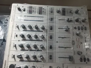 Behringer Mixer