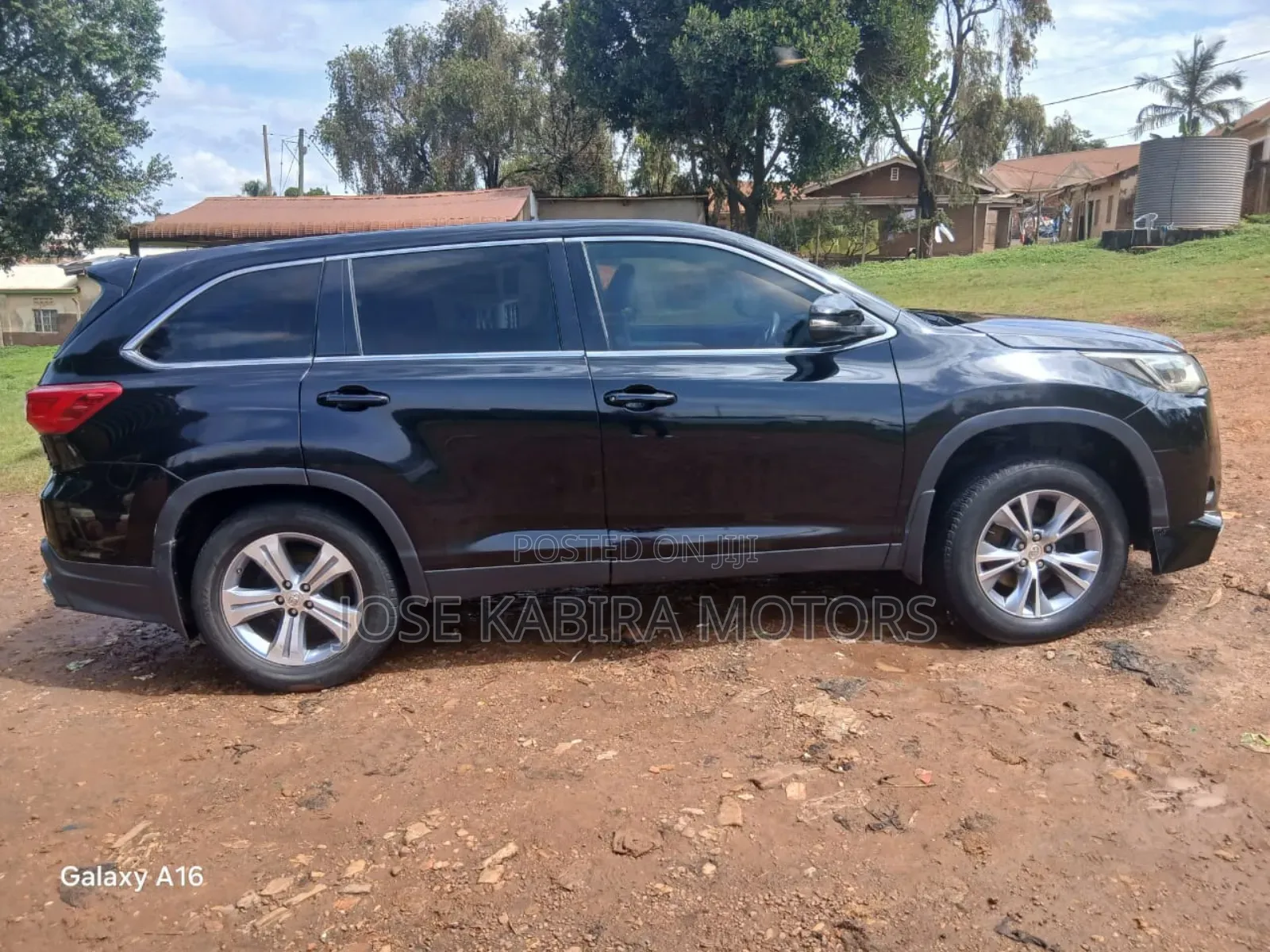 Toyota Kluger 2016 Black