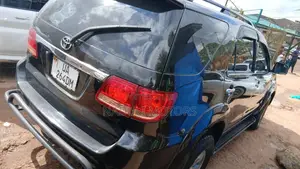 Toyota Fortuner 2008 Black